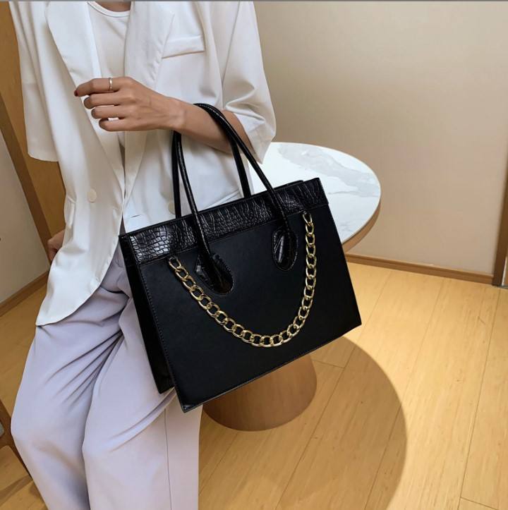 Bolso de hombro grande