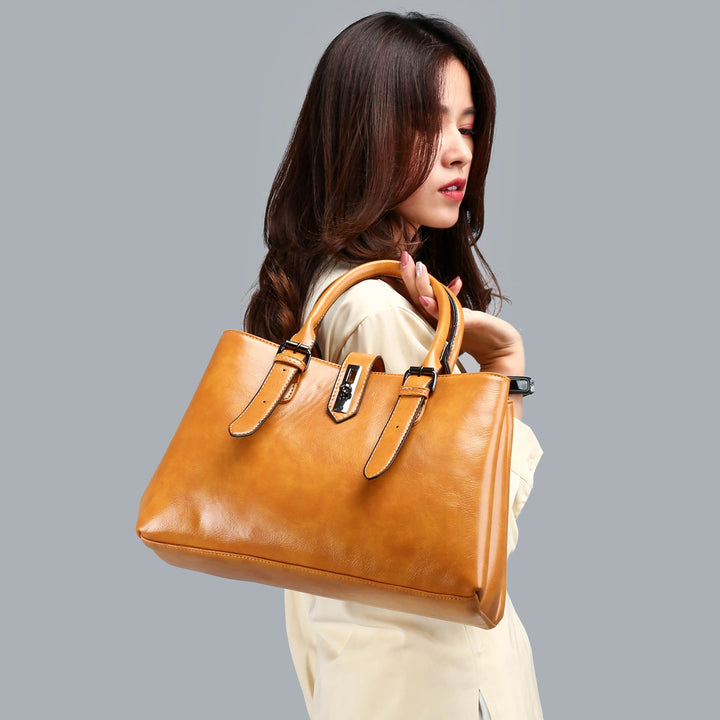 Bolso casual de cuero