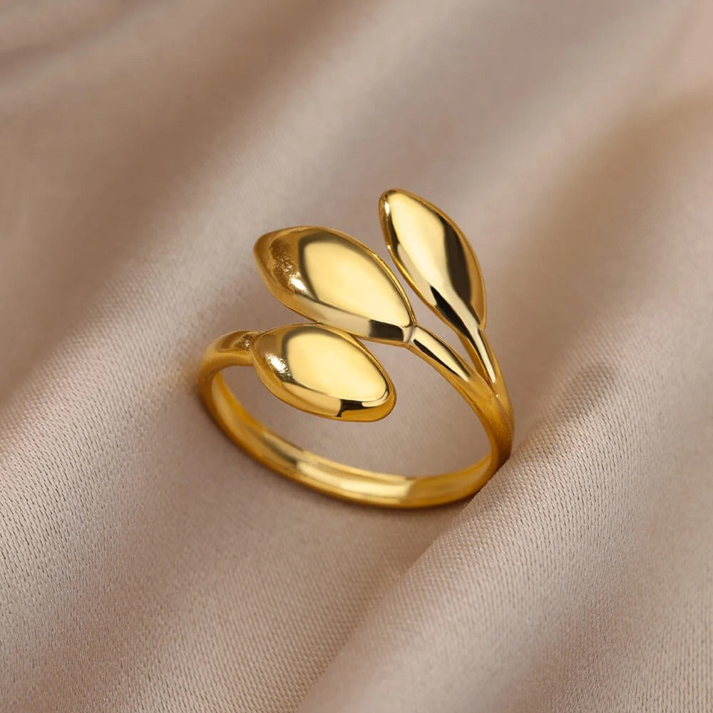 Anillo de Hojas