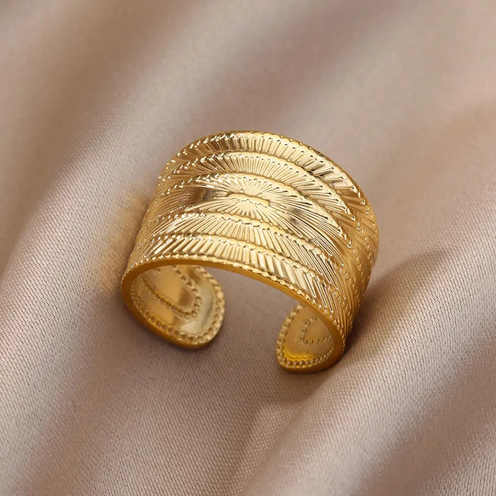 Anillo ancho con rayas