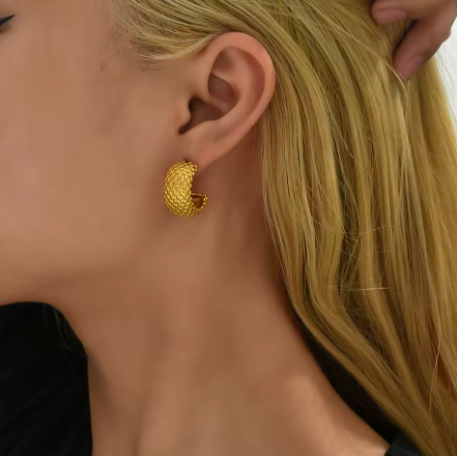 Pendientes circulares estilo serpiente