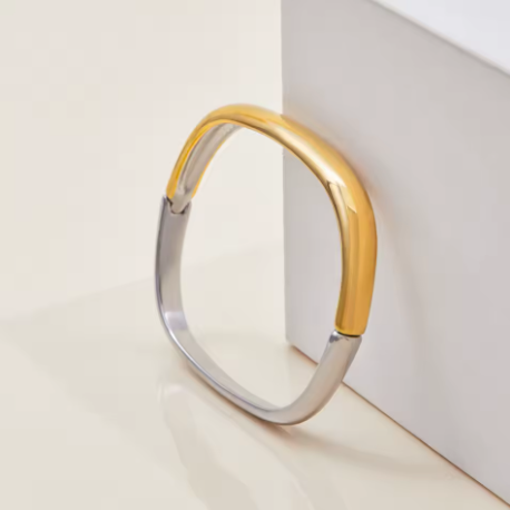 Brazalete antiguo dorado